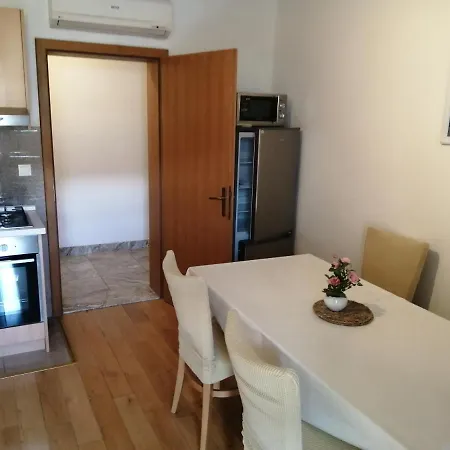 Apartment Elvis